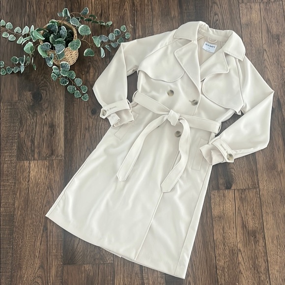 Old Navy Jackets & Blazers - Old Navy Double Breasted Tie Belt Trench Coat in Cozy Cashmere